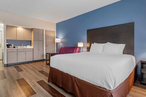 SureStay Plus by Best Western Louisville Airport Expo - image 2