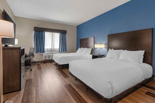 SureStay Plus by Best Western Louisville Airport Expo - image 20
