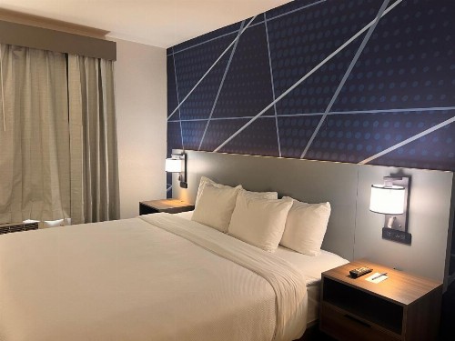 Comfort Suites Airport Louisville - image 31
