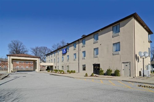 Americas Best Value Inn Louisville - image 12