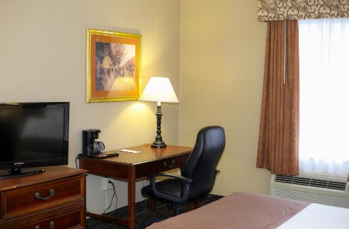 Breckinridge Inn - image 14