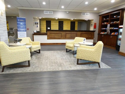 Best Western Premier Airport/Expo Center Hotel - image 13