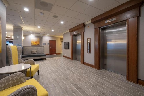 Best Western Premier Airport/Expo Center Hotel - image 46