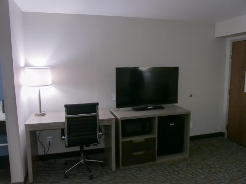 Wingate by Wyndham Louisville Airport Expo Center - image 6