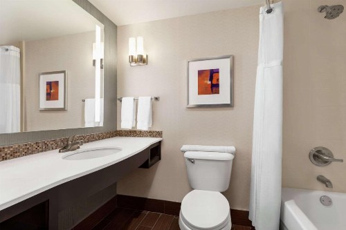Hilton Garden Inn Louisville Downtown - image 21