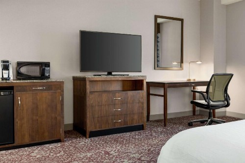 Hilton Garden Inn Louisville Downtown - image 36