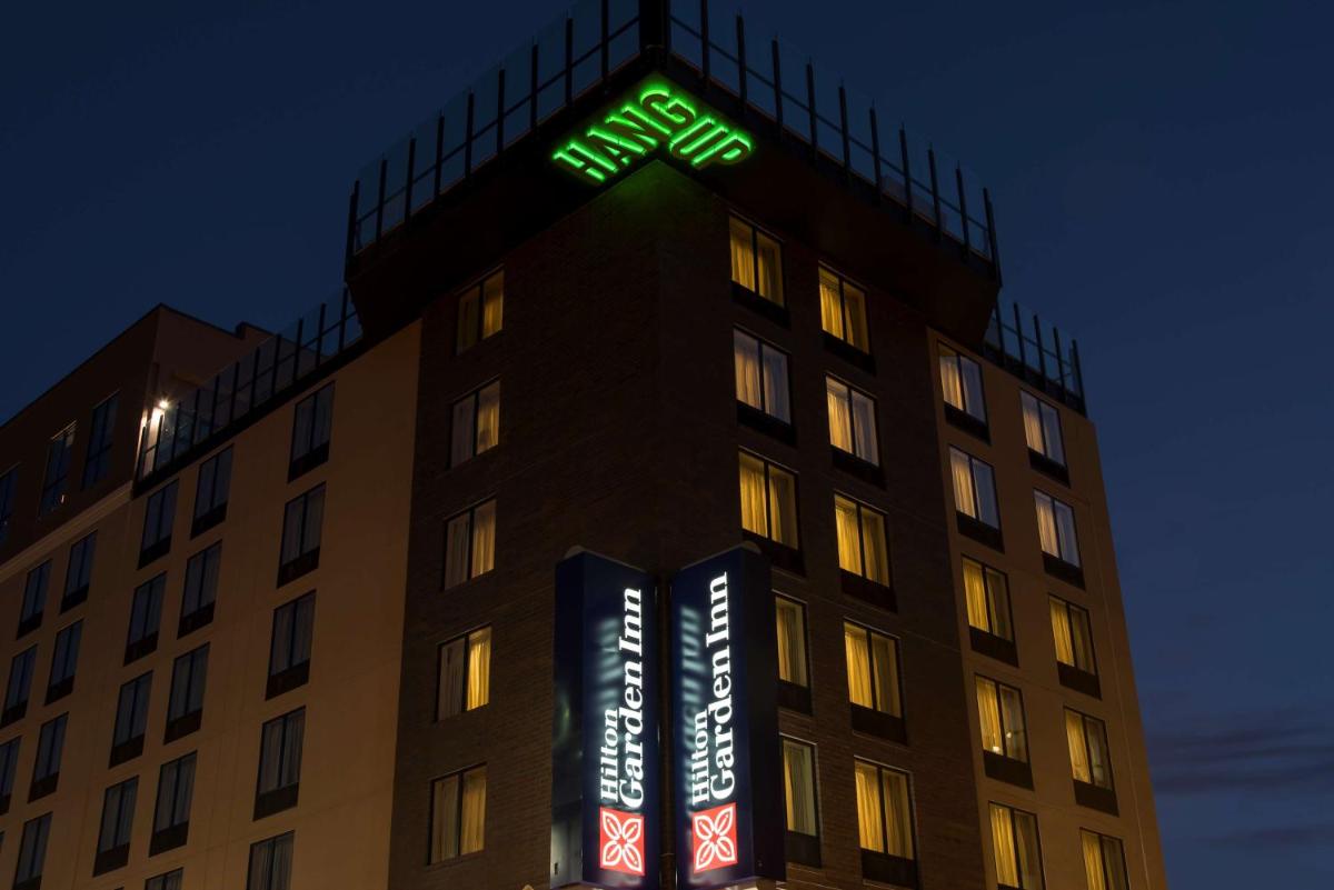 Hilton Garden Inn Louisville Downtown - image 4