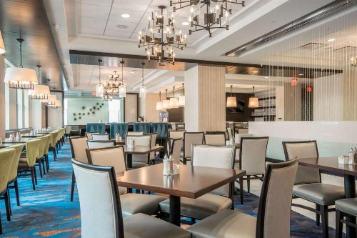 Embassy Suites Louisville Downtown - image 45