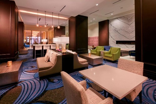 Embassy Suites Louisville Downtown - image 8