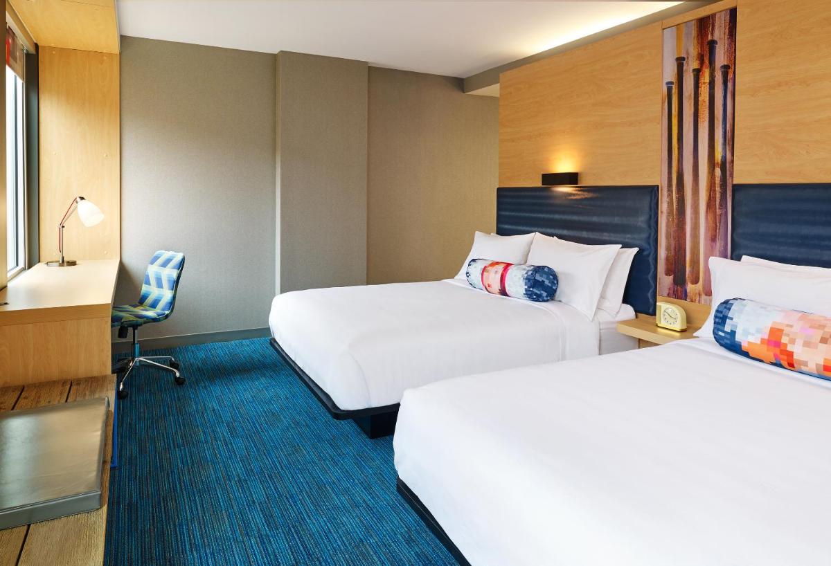 Aloft Louisville Downtown - image 4