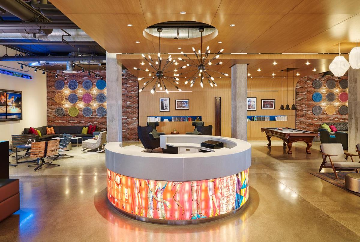 Aloft Louisville Downtown - image 5