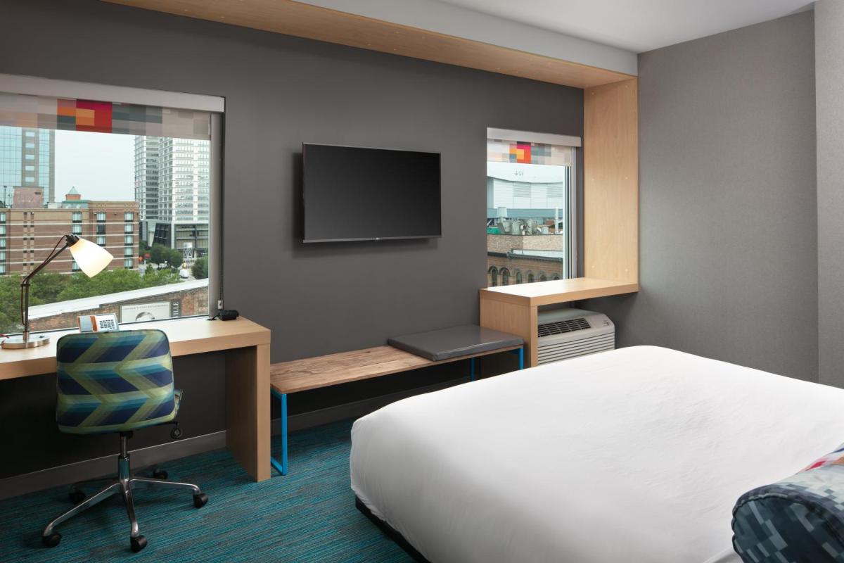 Aloft Louisville Downtown - image 7