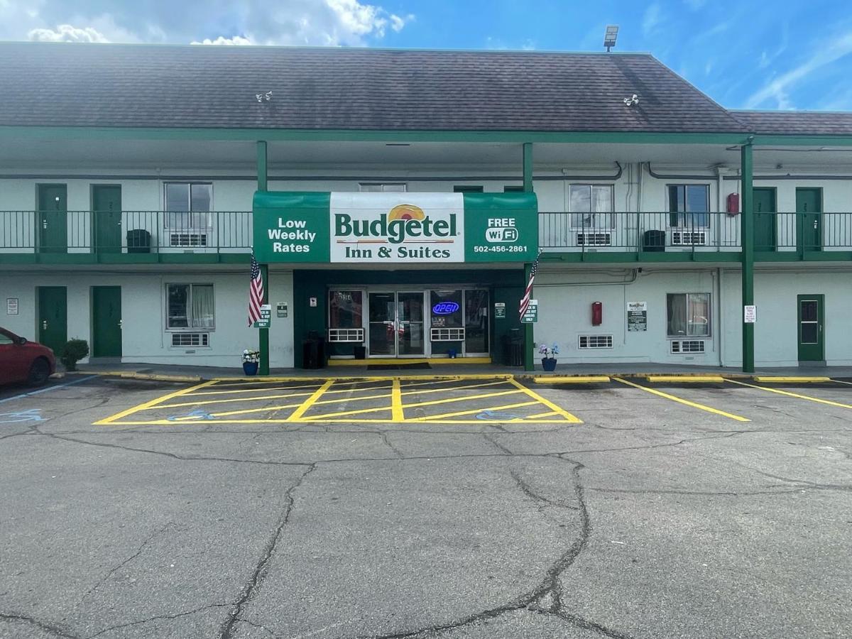 Budgetel Inn and Suites - Louisville - main image