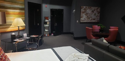 Vu Guesthouse - image 9