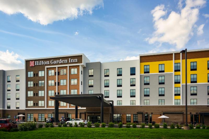 Hilton Garden Inn Louisville Mall Of St. Matthews - image 3