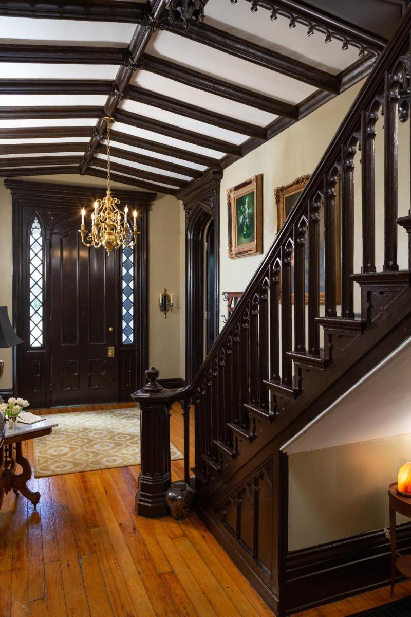 Inn at Woodhaven - image 4