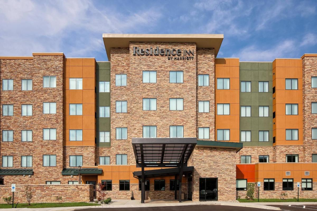 Residence Inn by Marriott Louisville East/Oxmoor - image 2