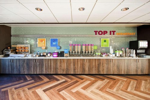 Tru By Hilton Louisville Airport - image 14