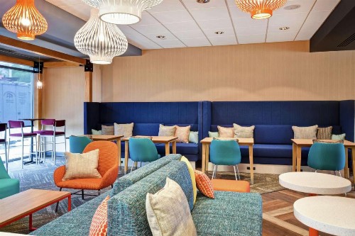 Tru By Hilton Louisville Airport - image 22