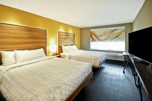 Tru By Hilton Louisville Airport - image 7