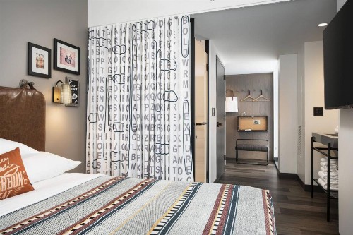 Moxy Louisville Downtown - image 10