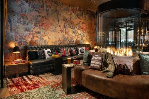 Moxy Louisville Downtown - image 9