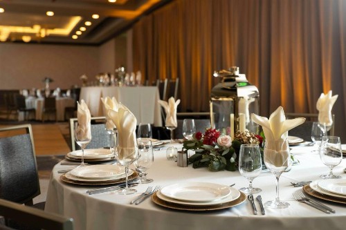 Hotel Distil Autograph Collection - image 2