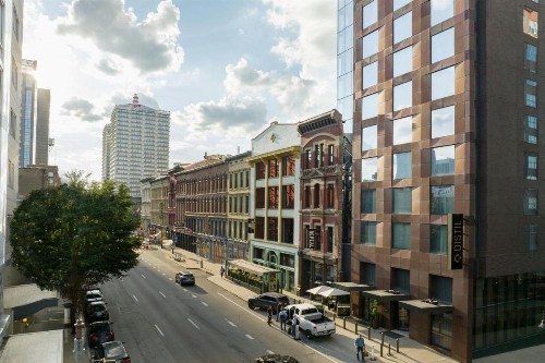 Hotel Distil Autograph Collection - image 8