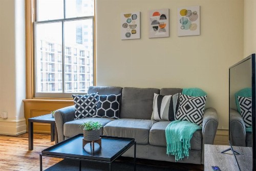 Modern Louisville Flat in Downtown - image 1