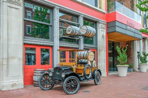 Modern Louisville Flat in Downtown - image 10