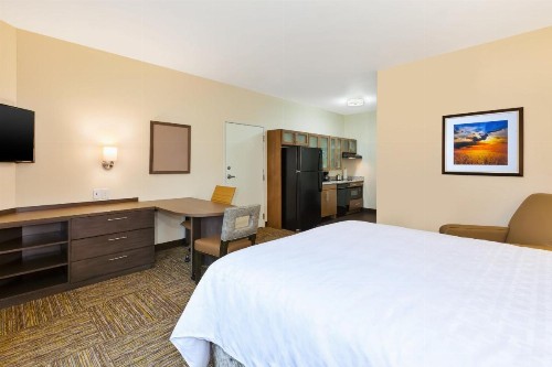 Candlewood Suites Louisville - NE Downtown Area - image 48
