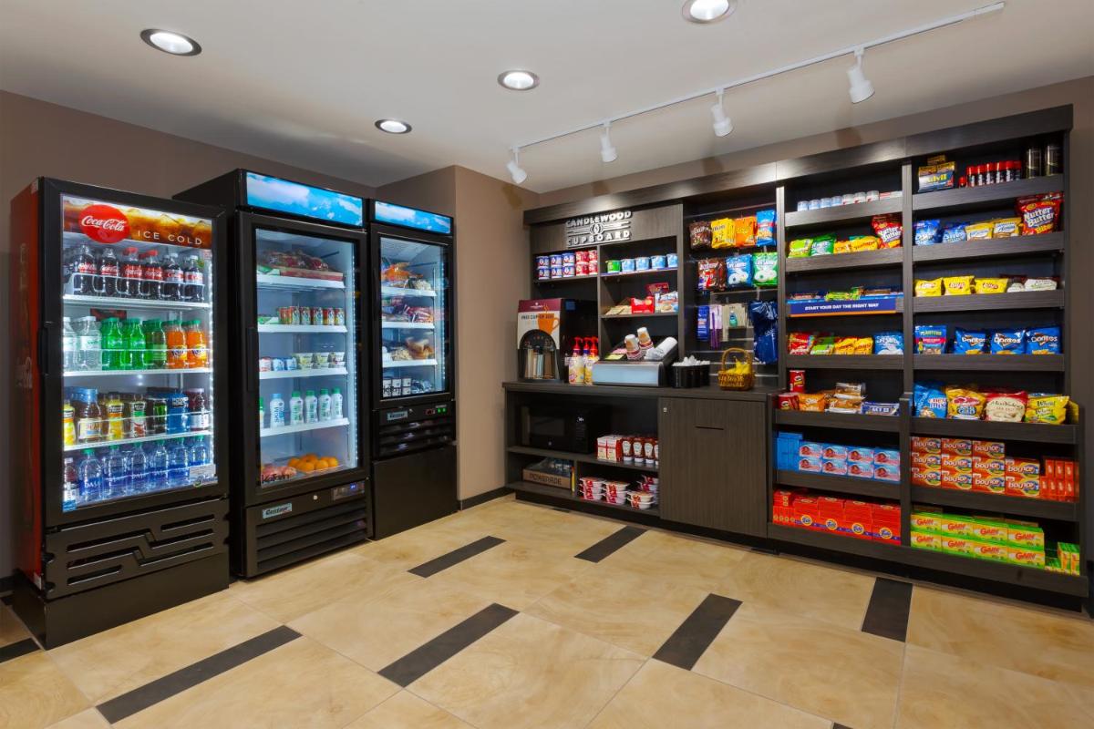 Candlewood Suites Louisville - NE Downtown Area - image 3