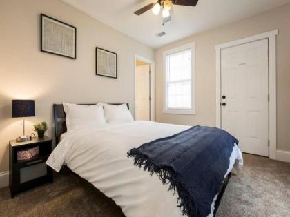 Spacious 3BR House with Cozy Backyard in NULU - image 6