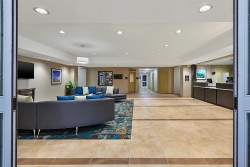 Candlewood Suites Louisville - NE Downtown Area an IHG Hotel - image 7