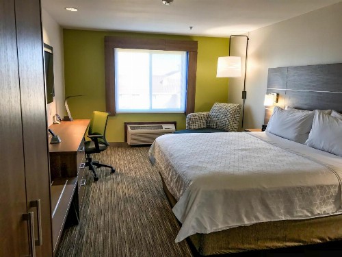 Holiday Inn Express Hotel & Suites Lubbock West an IHG Hotel - image 13