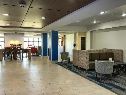 Holiday Inn Express Hotel & Suites Lubbock West an IHG Hotel - image 29