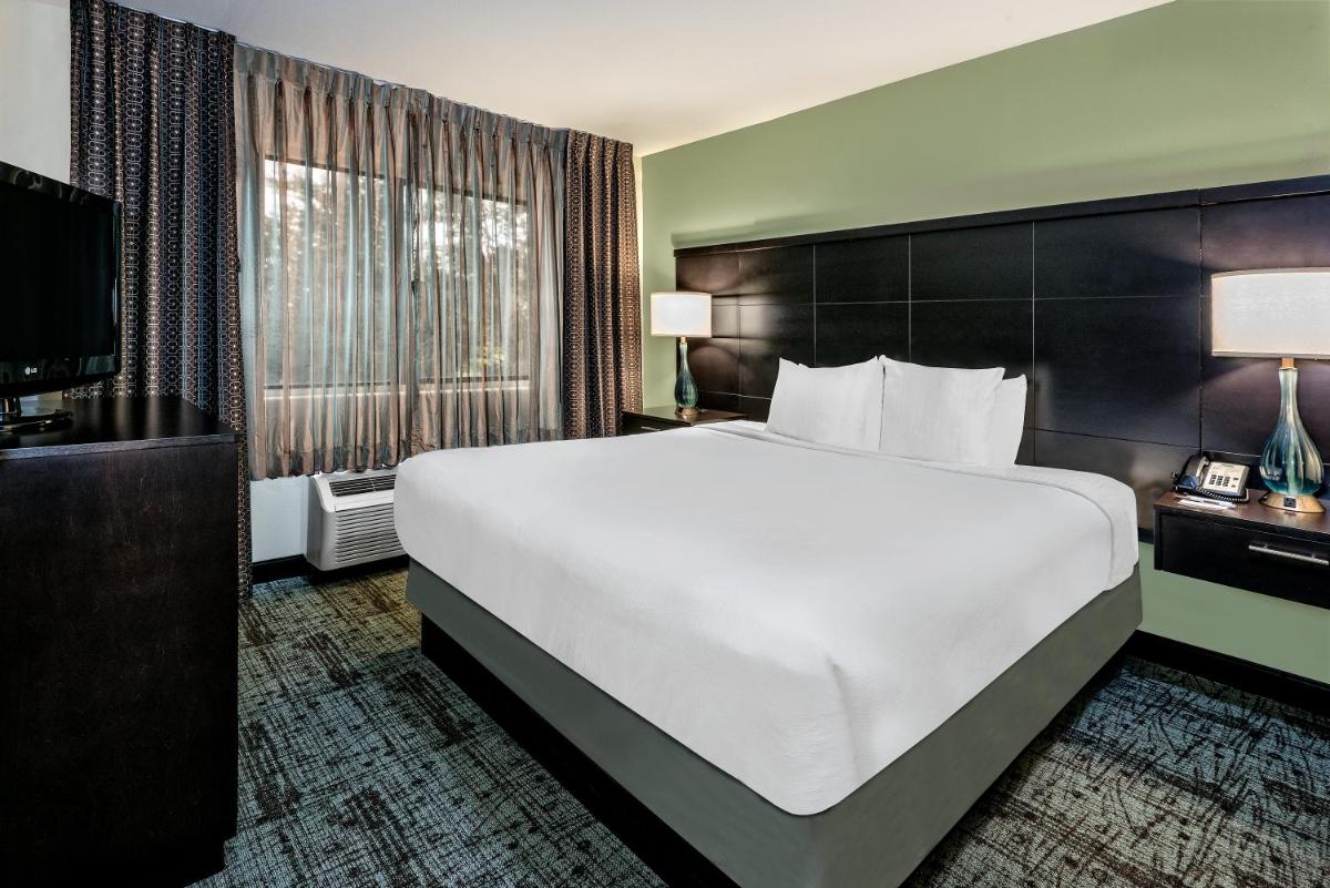 Staybridge Suites Lubbock an IHG Hotel - image 5