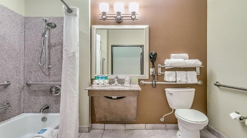 Holiday Inn Express & Suites Lubbock Southwest – Wolfforth an IHG Hotel - image 27