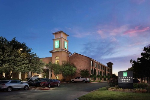 Embassy Suites Lubbock - image 9