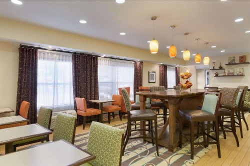 Hampton Inn Lubbock - image 17
