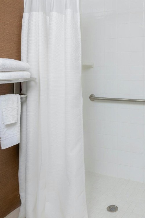 Fairfield Inn & Suites Lubbock - image 8
