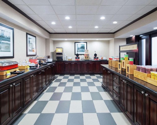 Hampton Inn & Suites Lubbock - image 5