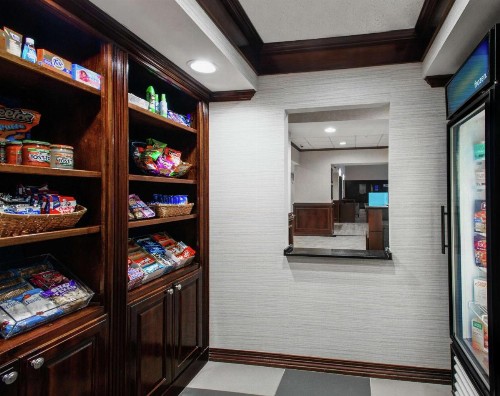 Hampton Inn & Suites Lubbock - image 7