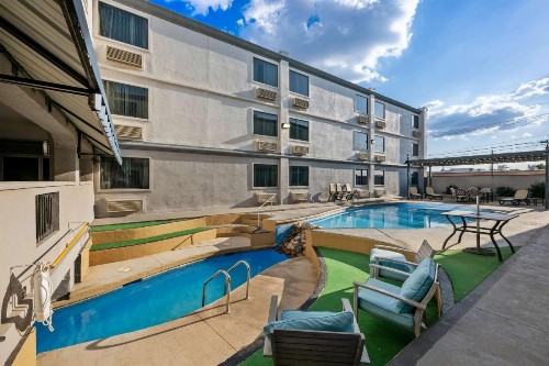 SureStay Plus Hotel by Best Western Lubbock Medical Center - image 44