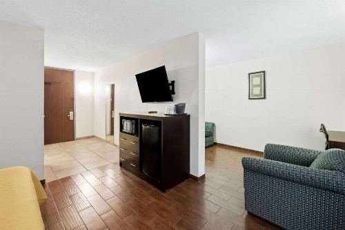 SureStay Plus Hotel by Best Western Lubbock Medical Center - image 45