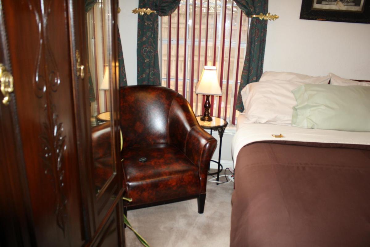 Woodrow House Bed & Breakfast - image 2
