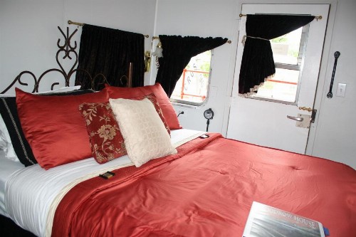 Woodrow House Bed & Breakfast - image 23