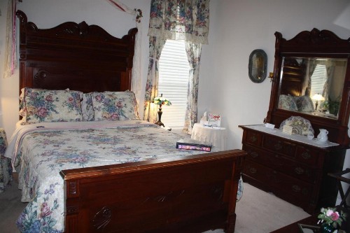 Woodrow House Bed & Breakfast - image 40