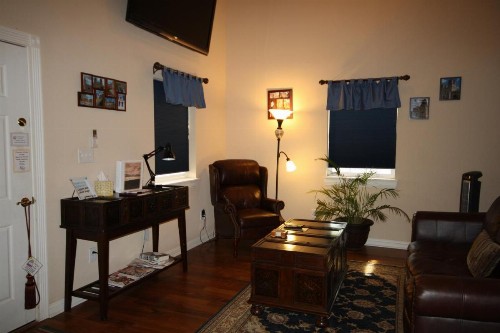 Woodrow House Bed & Breakfast - image 46