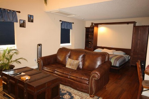 Woodrow House Bed & Breakfast - image 47